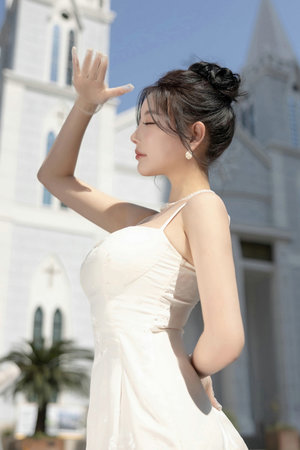 伪娘三级片